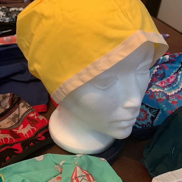 Scrub caps - Picture 2 of 3